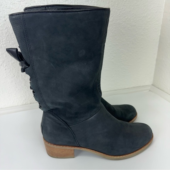 UGG CARY Putty Nubuck Leather Back Corset BOW Boots Mod Calf Block Heel 8.5 Wom - Picture 12 of 15